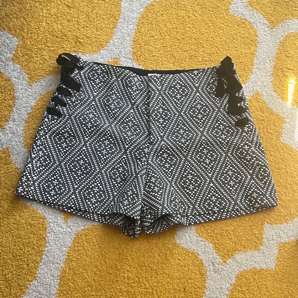 GAP dress shorts